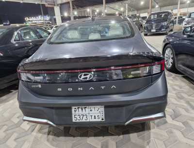 Hyundai / Sonata used car for sale in dammam