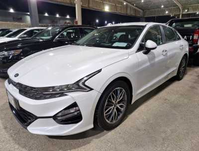  Kia / K5 used car for sale in dammam ksa