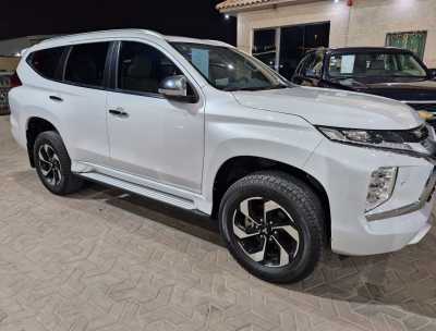  Mitsubishi / Montero used car for sale in dammam