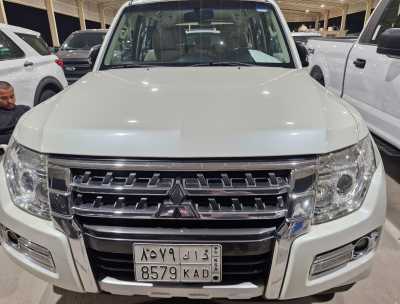  Mitsubishi / Pajero used car for sale in dammam