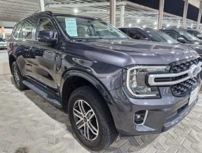  Ford / Everest