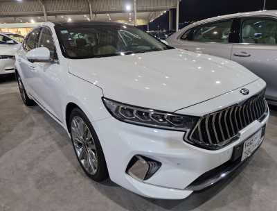  Kia / Cadenza used car sale in dammam