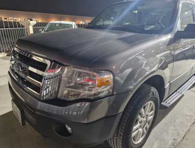  Ford / Expedition used car sale in ksa dammam