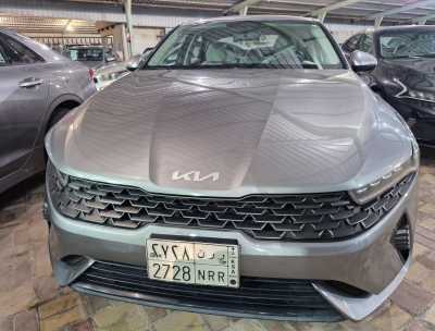  Kia / K5 used car for sale in dammam ksa