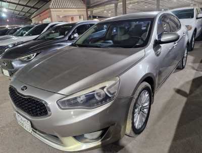  Kia / Cadenza used car sale in dammam